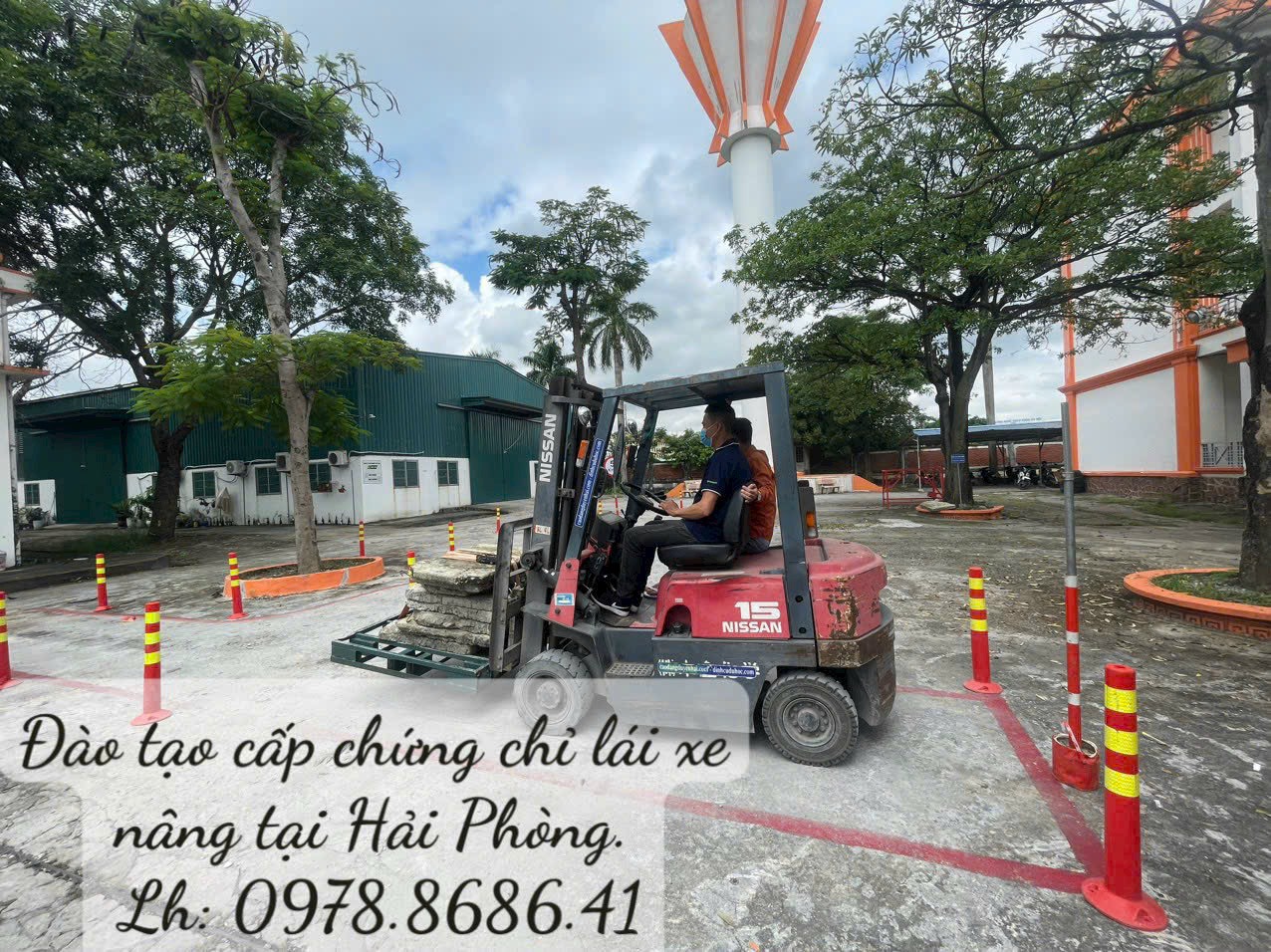 ĐÀO TẠO LỚP XE NÂNG, MÁY XÚC TẠI HẢI PHÒNG